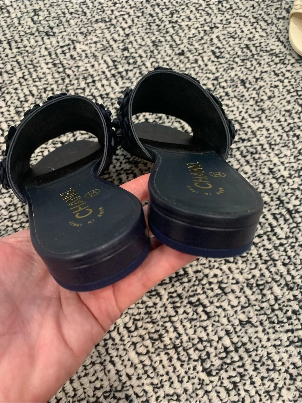 CHANEL Navy Leather Camellia-Embellished Slide Mules with Gold CC size 37